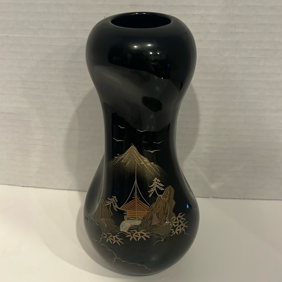 Pre-Owned Vintage Japanese AIZU Hand Painted Black Vase - Picture 1 of 5